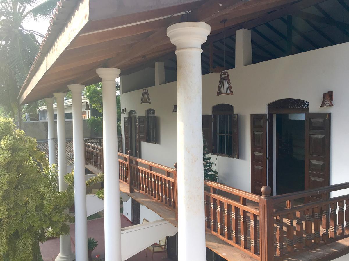 Hotel La Felicita Mirissa Exterior photo